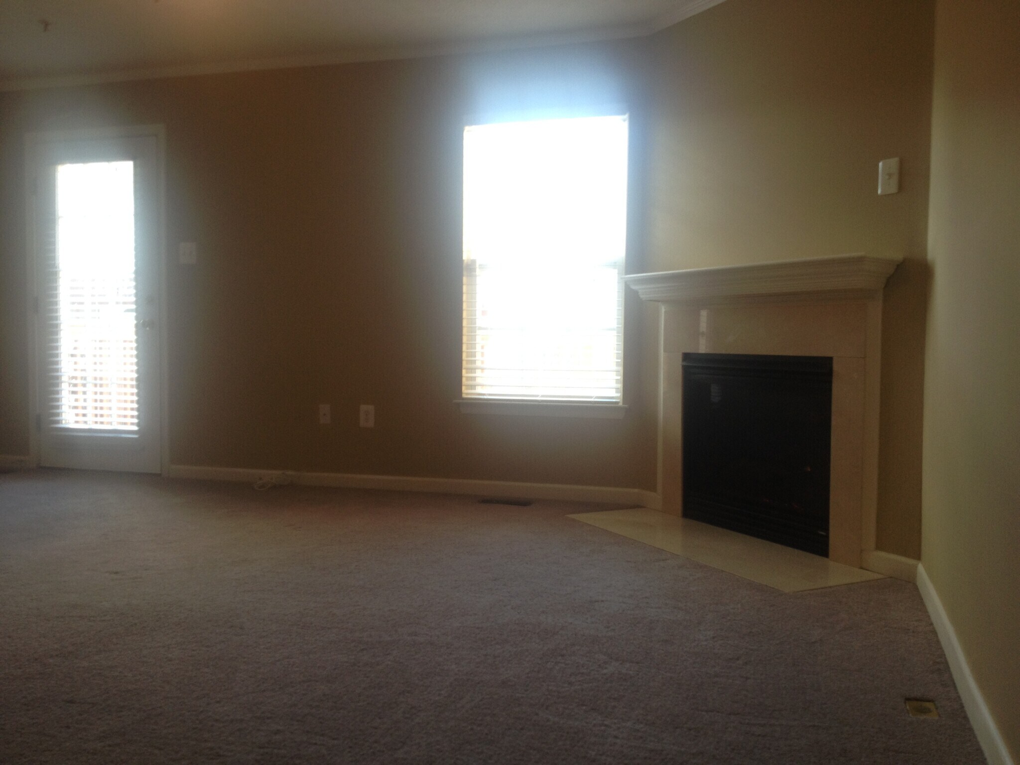 Building Photo - 328 Kestrel Dr