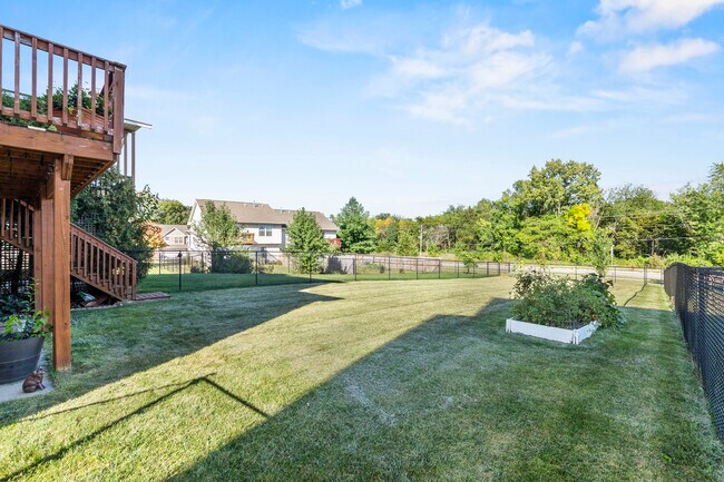 Building Photo - 1552 Cook Cir