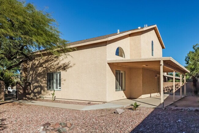 Building Photo - 2571 W Blaine Ct