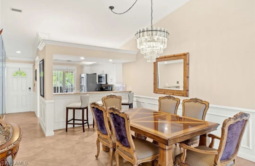 Building Photo - 2202 Hidden Lake Dr