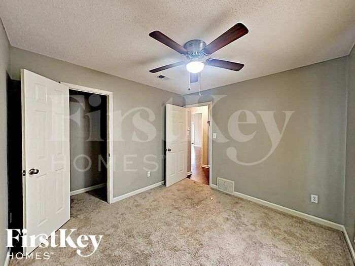 Building Photo - 7965 Freehold Cove