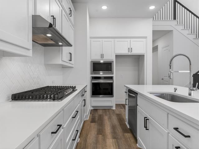 Building Photo - 422 Firecrest Ln