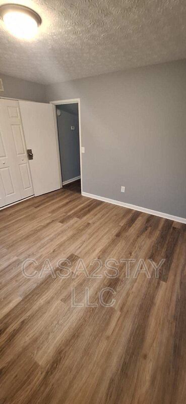 Building Photo - 377 Redmar Blvd