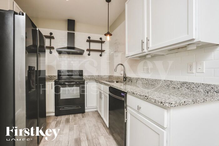 Building Photo - 1014 Glengarry Dr