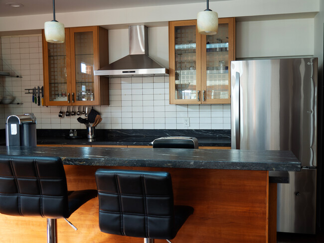 Kitchen Great Room - 722 Maple St