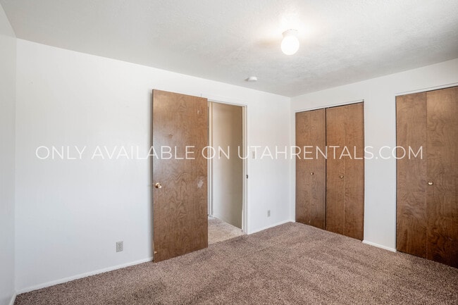 Building Photo - 186 W 100 N