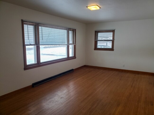 Building Photo - 2980 Hope Rd