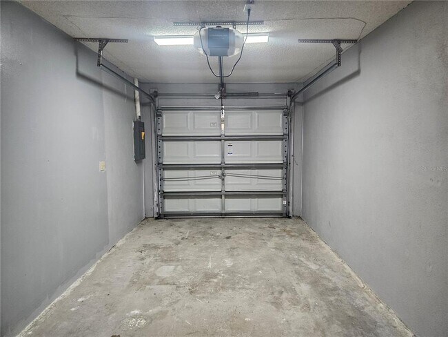Building Photo - 2699 Macklin Ct