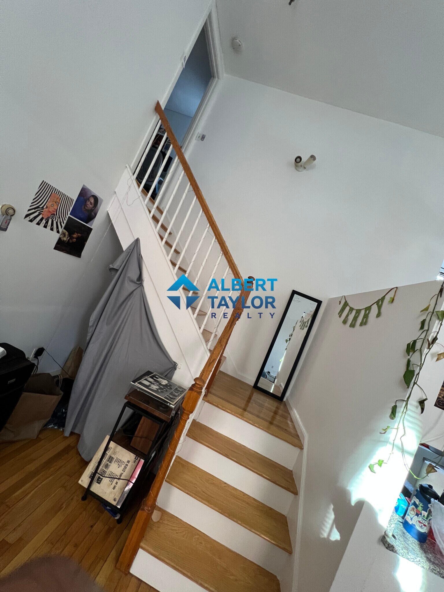 Building Photo - 176 Northampton St