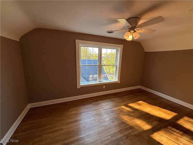 Building Photo - 30871 Lorain Rd