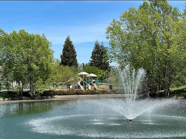 Building Photo - 653 Barrett Lk Rd