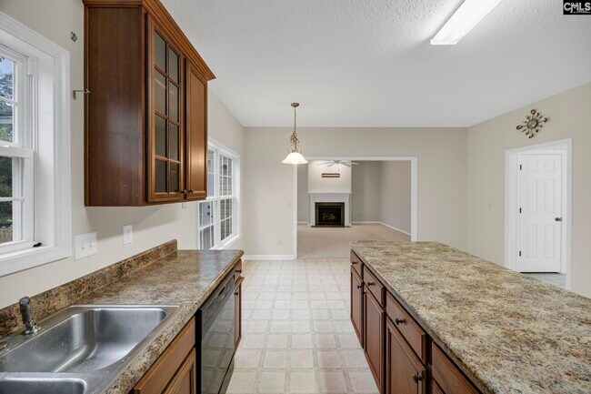 Building Photo - 109 Cotoneaster Dr