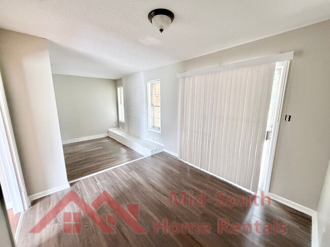 Building Photo - 480 Whiteville Ave