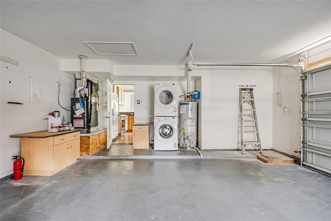 Building Photo - 1025 Wentworth Ct