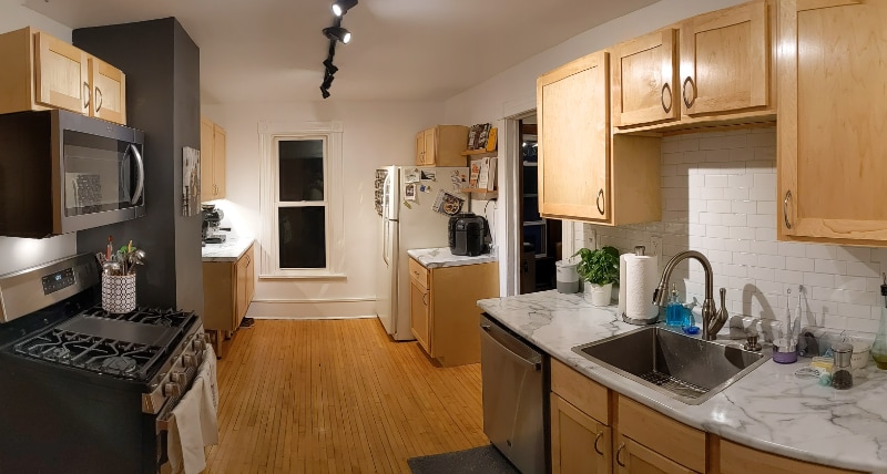 Building Photo - 1021 23rd Ave NE