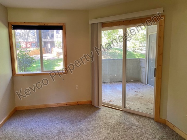 Building Photo - 4545 Wheaton Dr