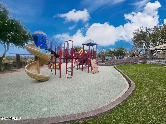 Building Photo - 3330 W Gran Paradiso Dr