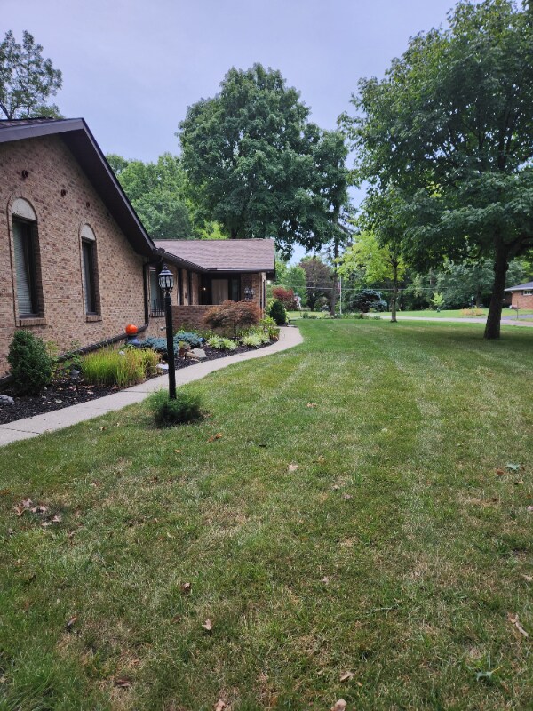 Building Photo - 750 Willow Bend Ln