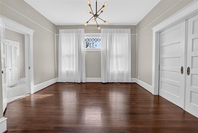 Building Photo - 1630 Mistletoe Blvd