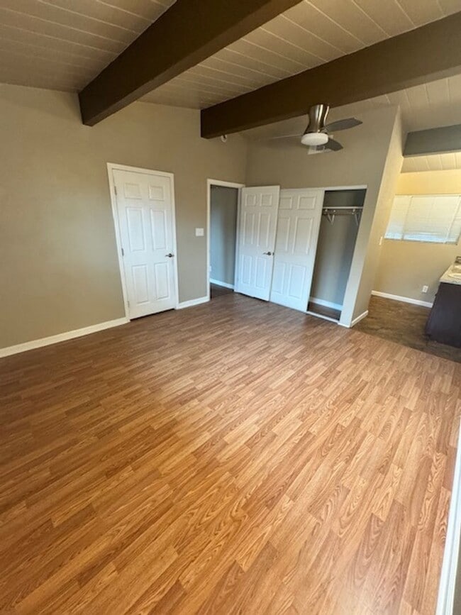 Building Photo - Available for Move In 3 Bed, 2.5 Bath Home...