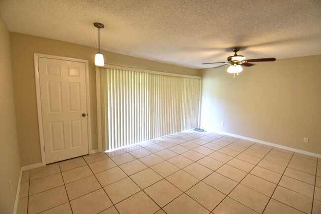 Building Photo - Very Nice cozy 1bd 1ba Condo in Altamonte ...