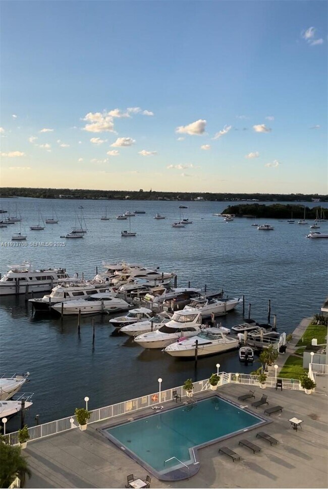 Building Photo - 7904 West Dr