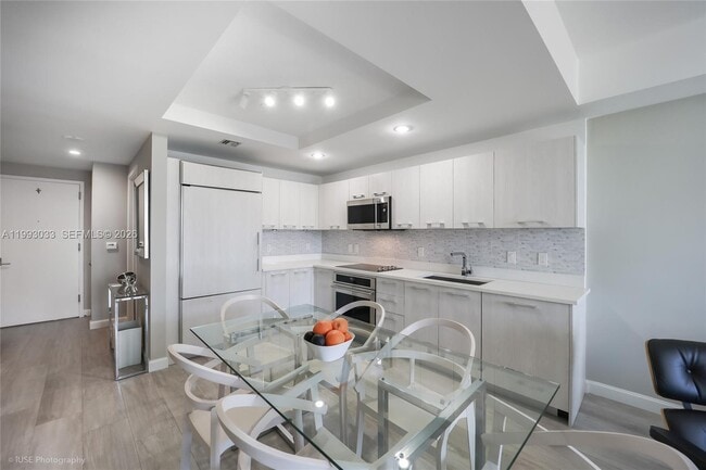 Building Photo - 55 SW 9th St