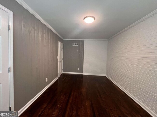 Building Photo - 1947 Kenwood Pl SE