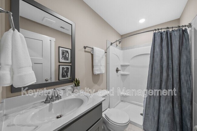 Building Photo - 303 Tennessee Ave