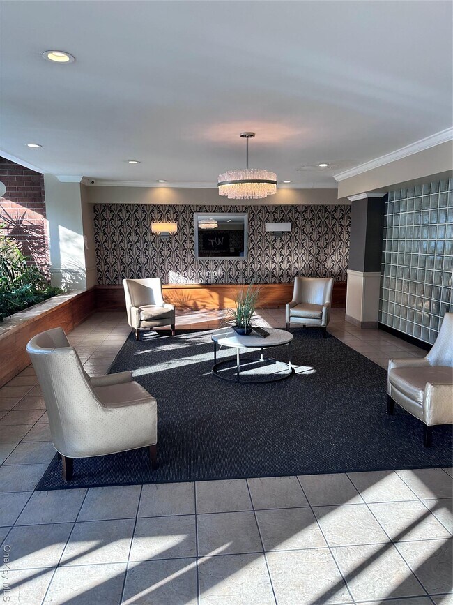 Building Photo - 20 Wendell St