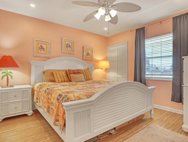 Building Photo - 2186 Jimmy Buffett Mem Hwy