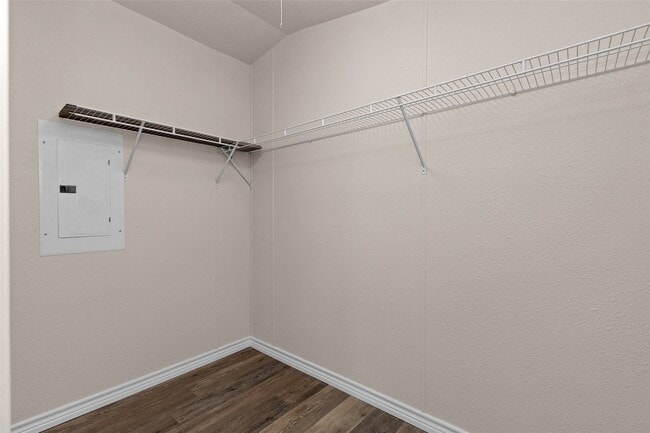 Building Photo - 84 Ridgeway Dr