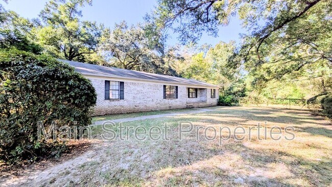Building Photo - 1485 Pine Ln Dr