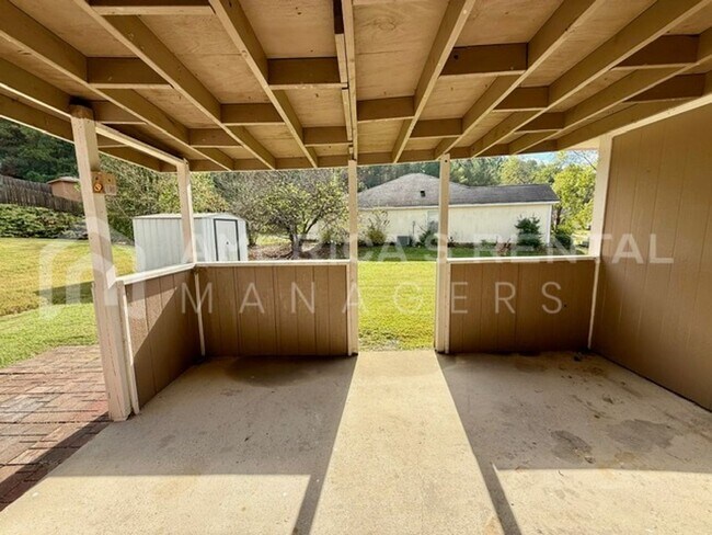 Building Photo - Easy Living in this Updated Pinson Home!!! AVAILABLE NOW!!