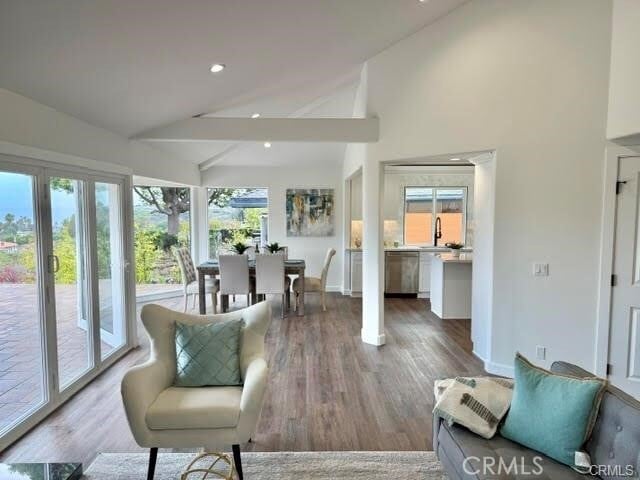 Building Photo - 406 Calle Vista Torito