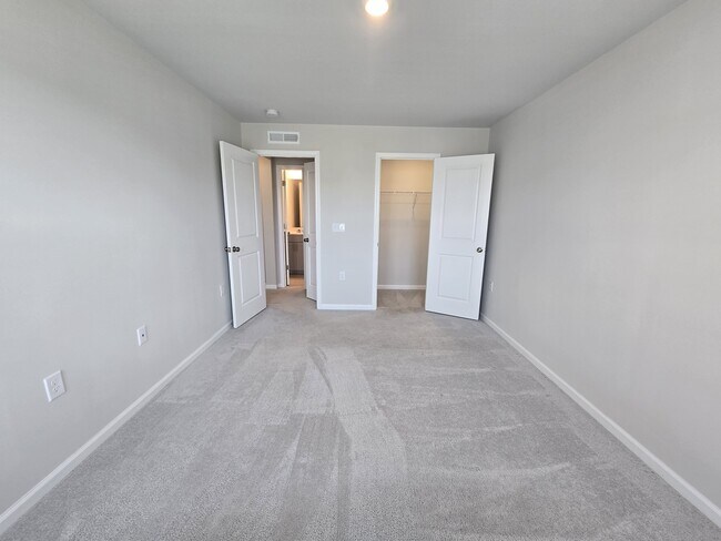 Building Photo - 2154 Tulip Bloom Ln