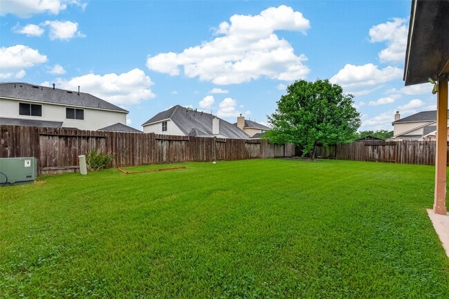 Building Photo - 2510 Shady Falls Ln