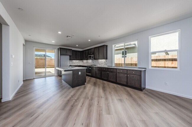 Building Photo - 2563 Chianti Wy