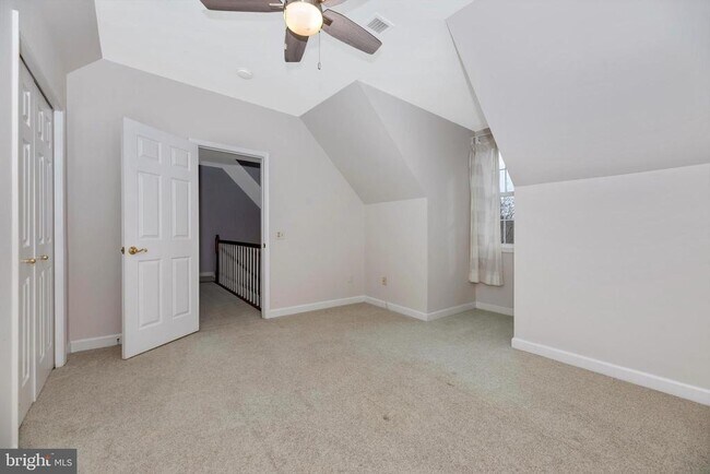 Building Photo - 910 McLendon Dr