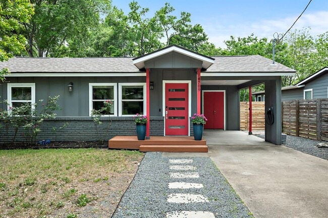Primary Photo - 4709 Bandera Rd
