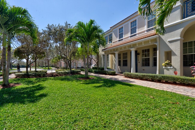 Building Photo - 8332 NW 7th Ct