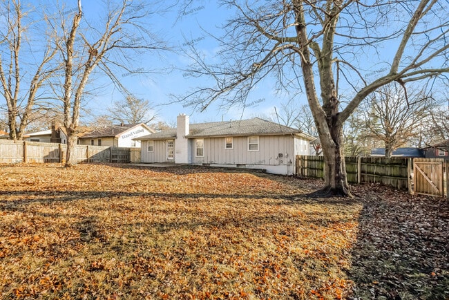 Building Photo - 12810 Craig Ave