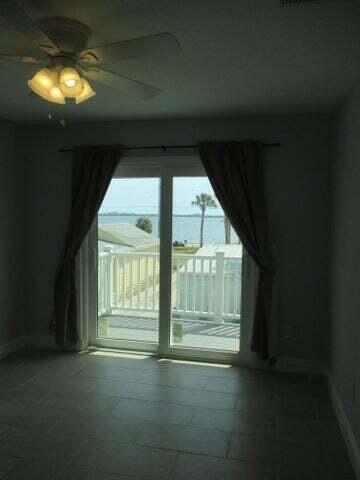 Building Photo - 4100 NE Indian River Dr