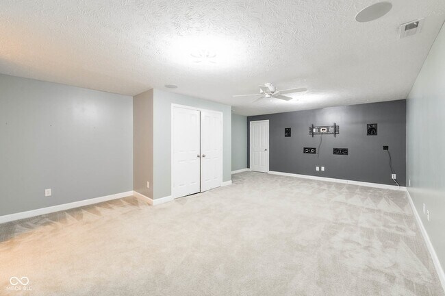 Building Photo - 1325 Brentford Ln