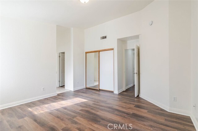 Building Photo - 4906 Pacifica Ave