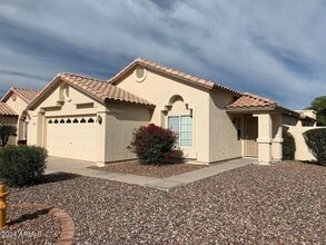 Building Photo - 814 W Morelos St