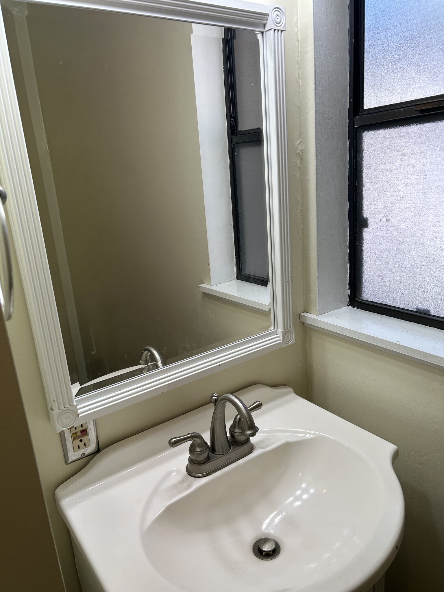 Bathroom sink - 148 Kathryn Dr