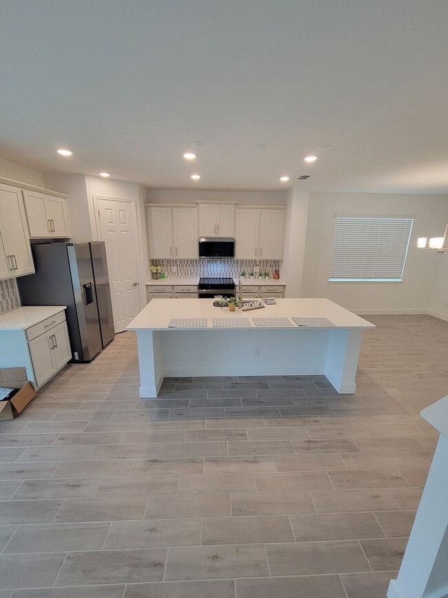 Building Photo - 5 Bedroom Brand New House with Innovative Technology near Winter Park