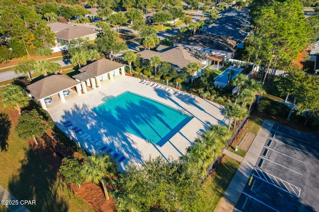 Building Photo - 101 Amherst Way