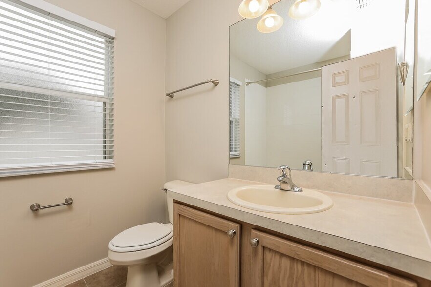 Building Photo - 233 Bluff Pass Dr